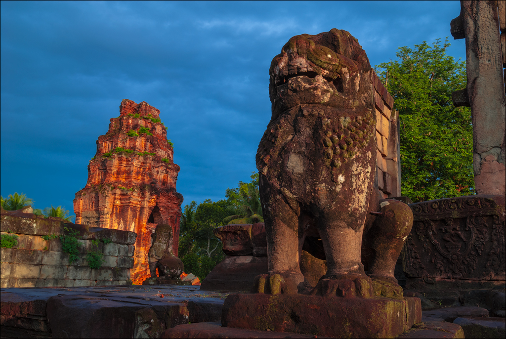 1. Cambodia '2009. Roulous Group and Preah Khan.