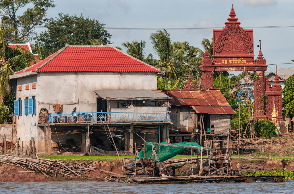 PhnomPehn TonleSap Nov2009 055