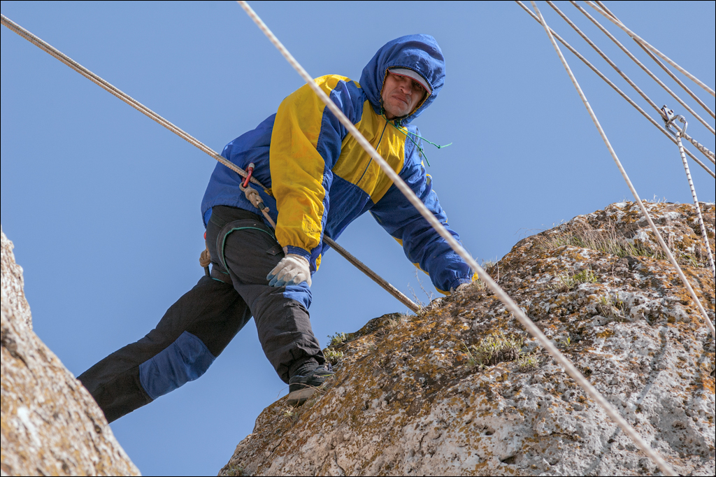 Cobani 2006 20060415029