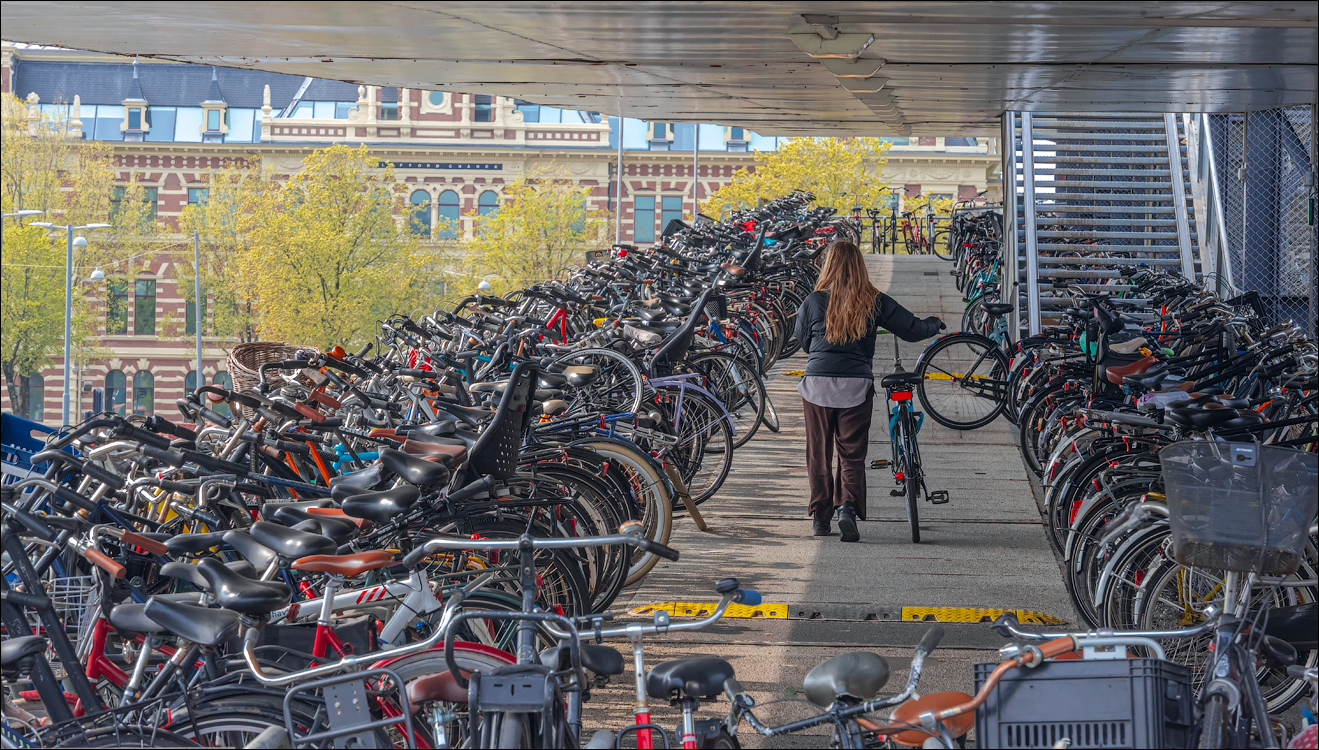 Amsterdam 20220428203